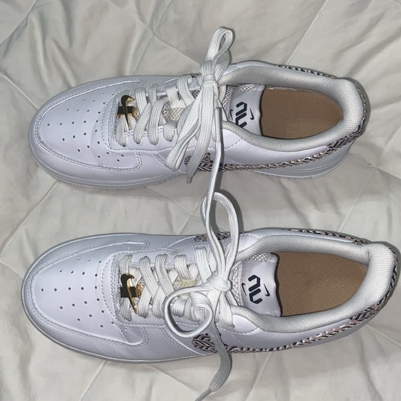 Like new Nike Air Force 1 Low United in Victory White - Picture 5 of 16